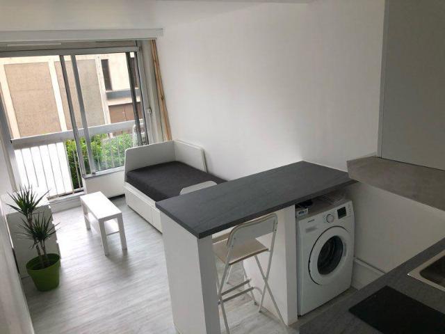 Studio 18 m2 mairie Puteaux