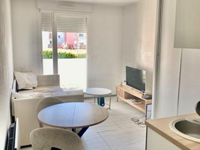 Studio 18 m² avec stationnement