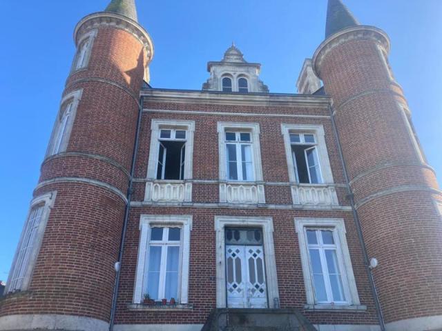 Studio 18 m² – Parking & cave – Loyer attractif – La Guerche de Bretagne