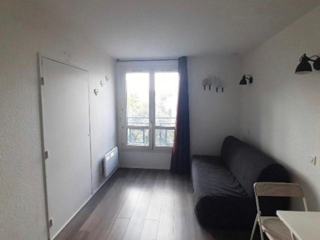 Studio / 18m² / Carrefour Pleyel Ligne 13