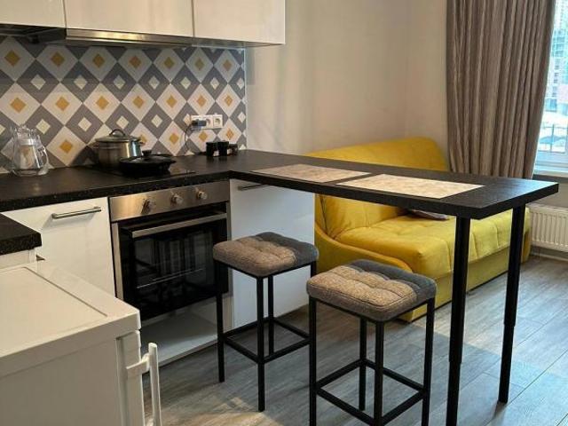 studio – 18m² – paris 17e – rue des dames – 610/mois cc