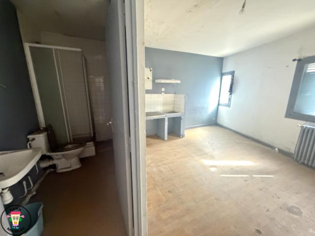 Studio 19,52 m2 — 1er étage A RENOVER