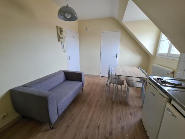 STUDIO 19 M2 MEUBLE AU CŒUR DE VILLE
