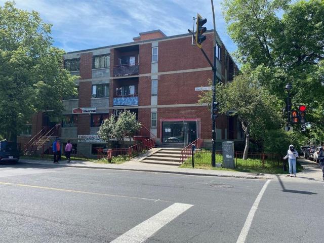 Studio 1.5 4605 4615 Ave Van Horne, Montréal