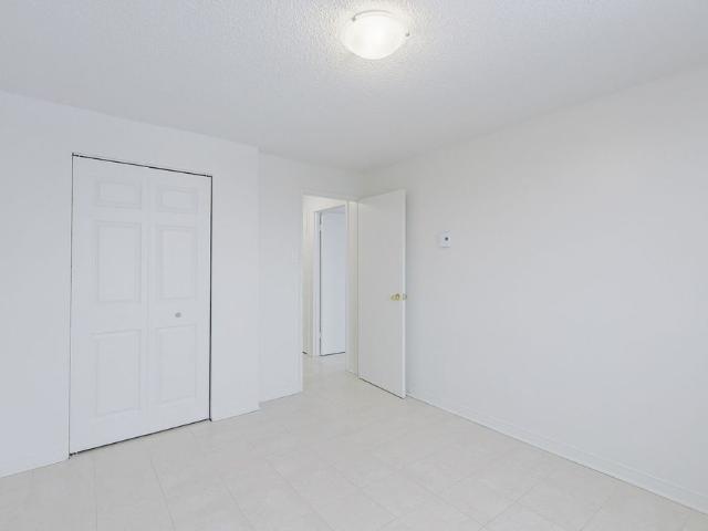 Studio, 1 & 2 Bedroom Apartments | All Inclusive Living Near Bayshore & Carling