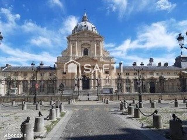 Studio 1 pièce 40 m²