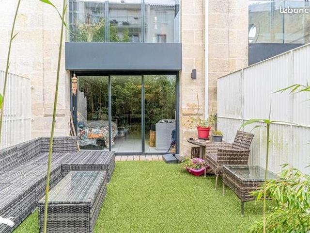 Studio 1 pièce 40 m²