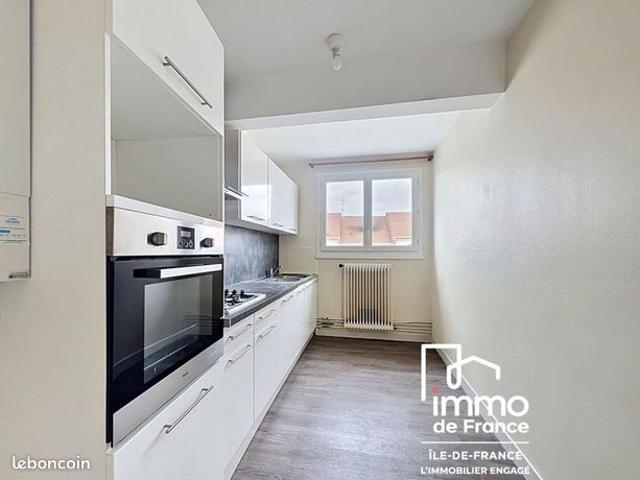 Studio 1 pièce 40 m²