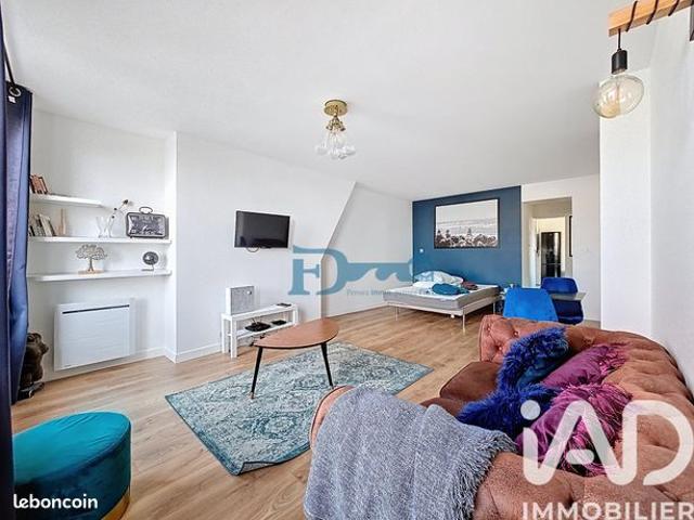 Studio 1 pièce 40 m²