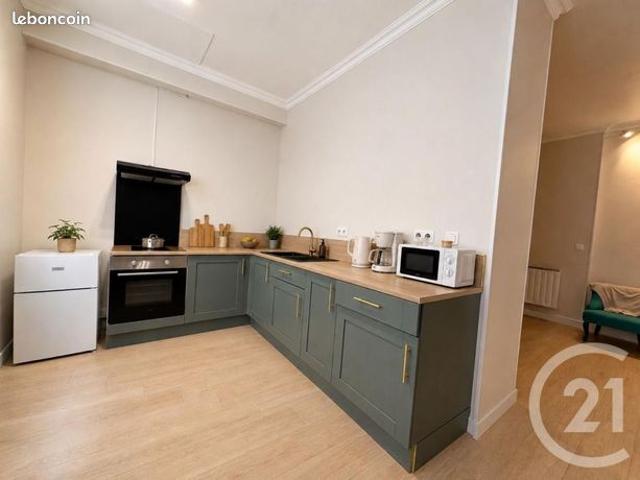 Studio 1 pièce 41 m²