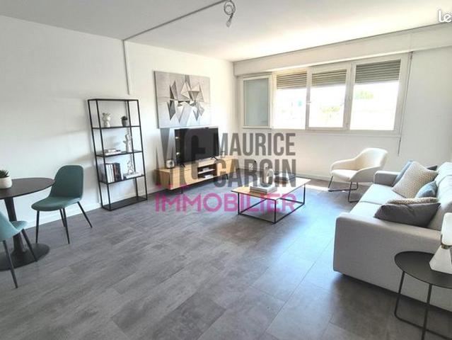 Studio 1 pièce 41 m²