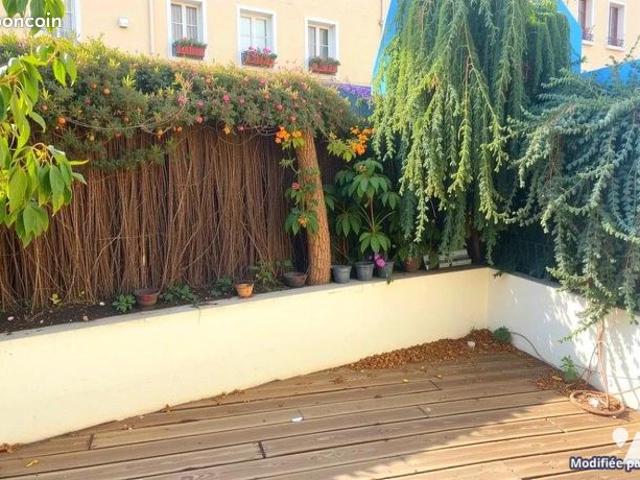 Studio 1 pièce 42 m²