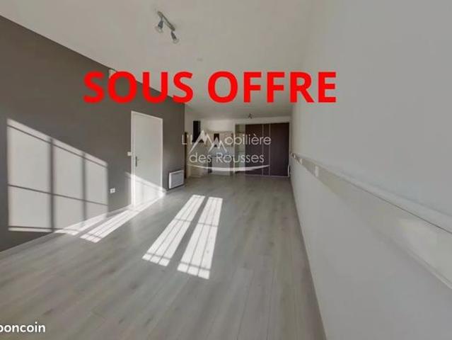 Studio 1 pièce 42 m²