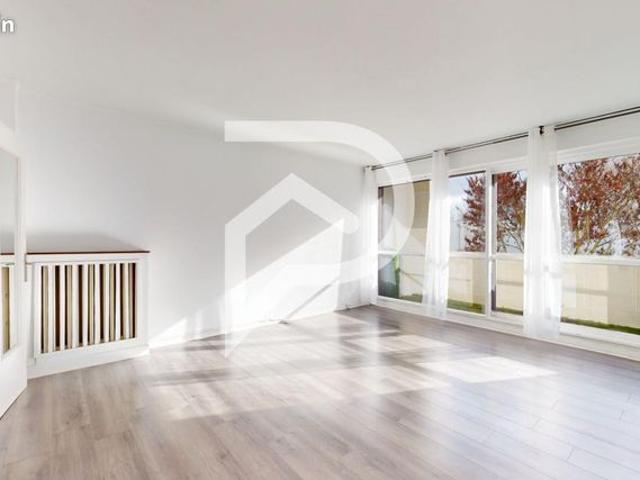 Studio 1 pièce 47 m²