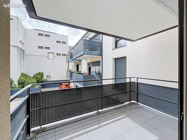 Studio 1 pièce 47 m²