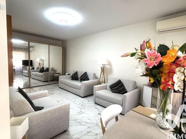 Studio 1 pièce 44 m²