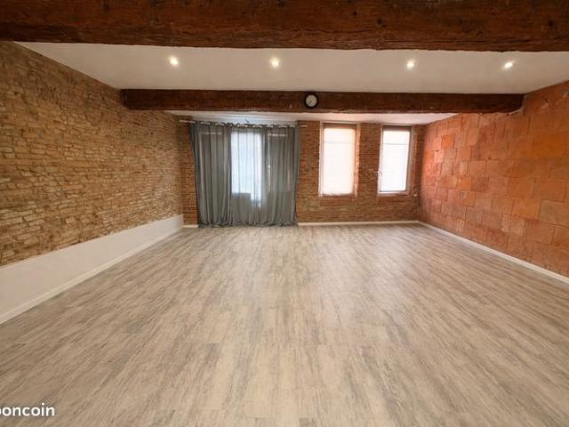 Studio 1 pièce 49 m²