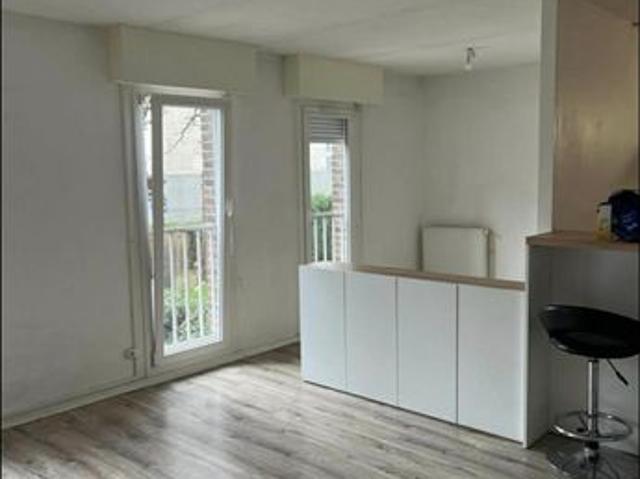 Studio 1 pièce 49 m²
