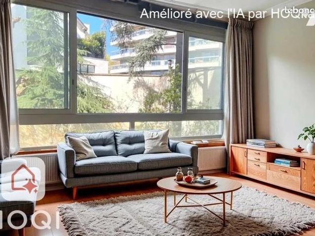 Studio 1 pièce 56 m²