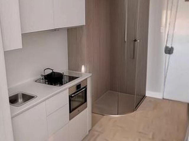 Studio 1 pièce 7 m²