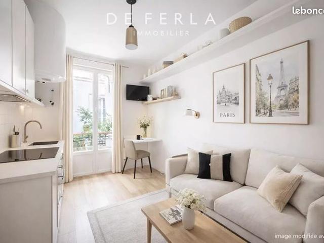 Studio 1 pièce 8 m²