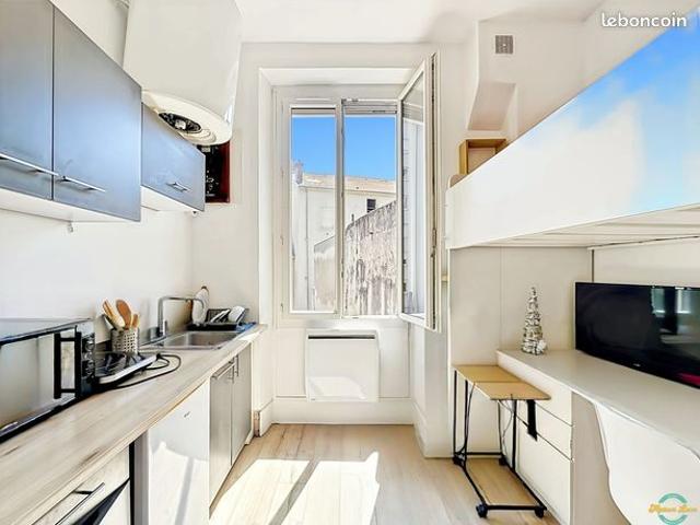 Studio 1 pièce 8 m²