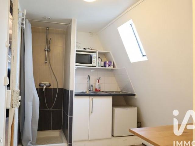 Studio 1 pièce 8 m²