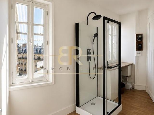 Studio 1 pièce 8 m²