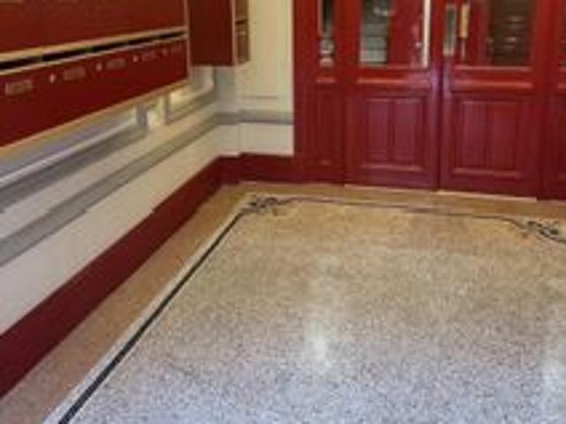 Studio 1 pièce 9 m²