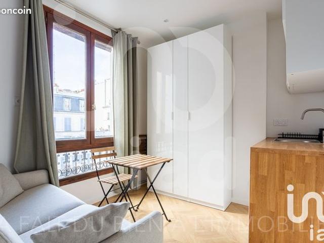 Studio 1 pièce 9 m²