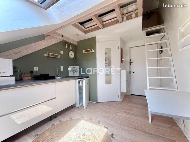 Studio 1 pièce 9 m²