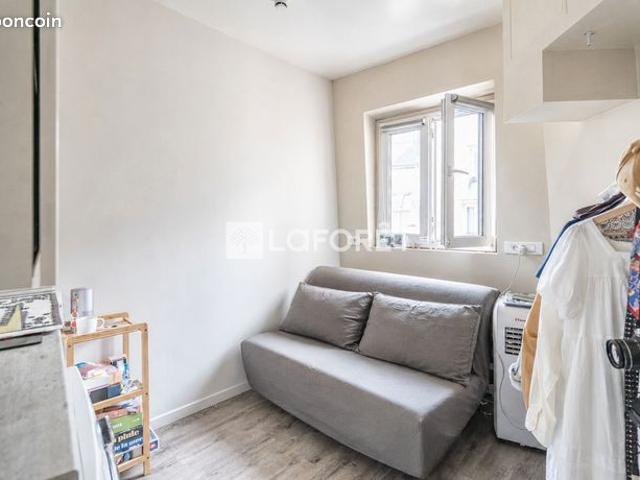 Studio 1 pièce 9 m²