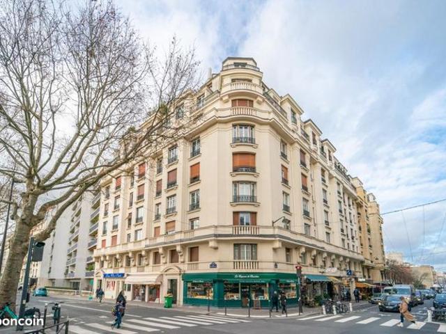 Studio 1 pièce 9 m²
