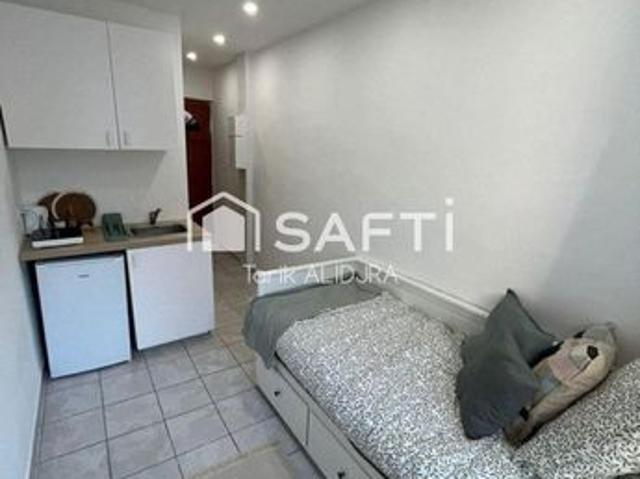 Studio 1 pièce 13 m²