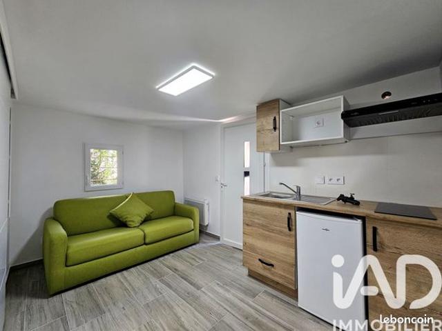 Studio 1 pièce 13 m²
