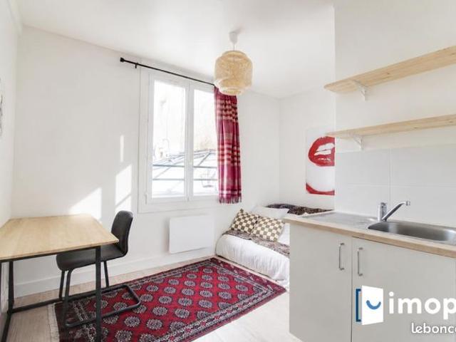 Studio 1 pièce 13 m²