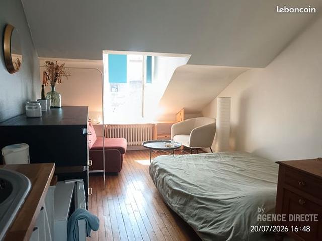 Studio 1 pièce 13 m²