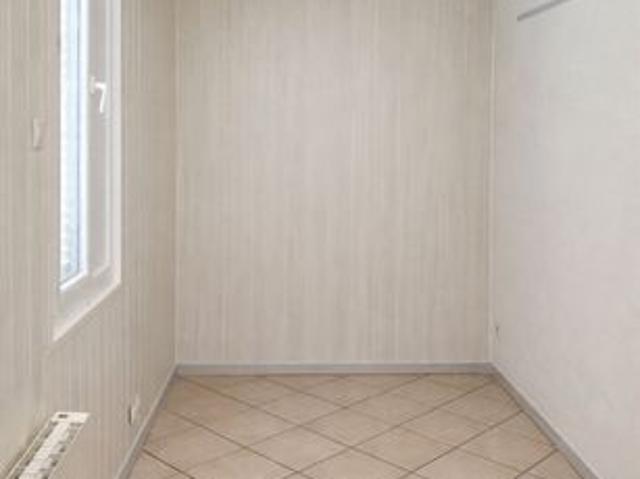 Studio 1 pièce 13 m²