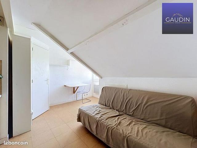 Studio 1 pièce 10 m²