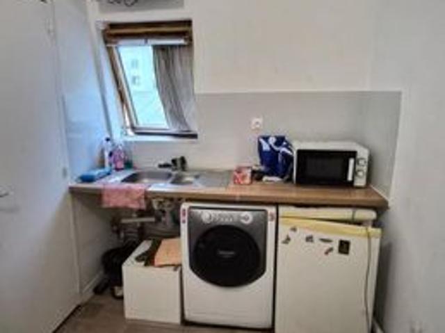 Studio 1 pièce 10 m²