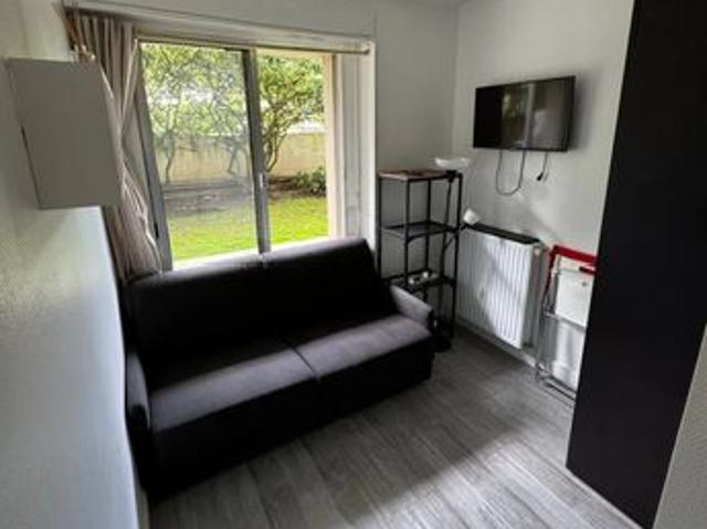 Studio 1 pièce 11 m²