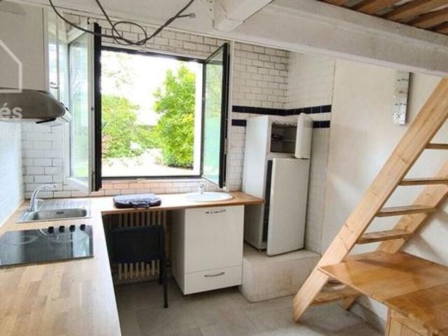 Studio 1 pièce 11 m²