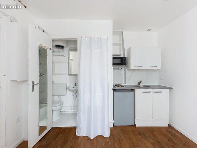 Studio 1 pièce 12 m²