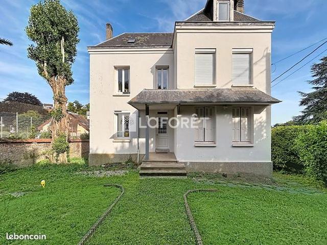 Studio 1 pièce 12 m²