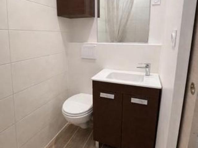 Studio 1 pièce 12 m²