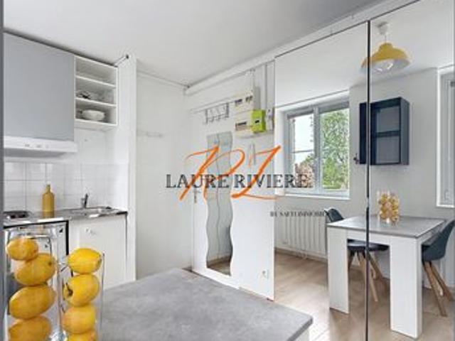 Studio 1 pièce 12 m²