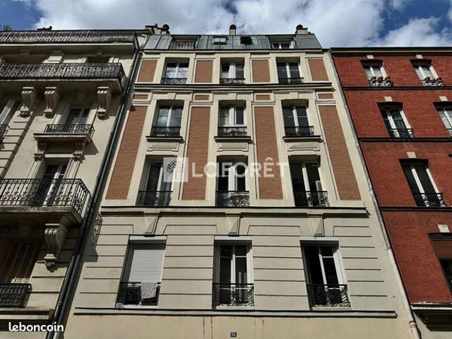 Studio 1 pièce 12 m²