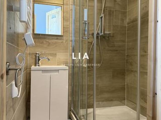 Studio 1 pièce 12 m²