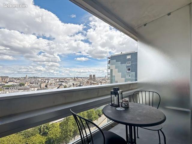 Studio 1 pièce 12 m²