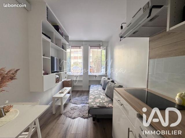 Studio 1 pièce 12 m²
